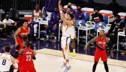  布克空砍60分太阳惨遭魔术绝杀  