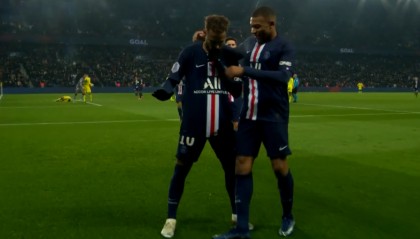  南特边路传中屡造杀机，精准配合撕破对手防守体系