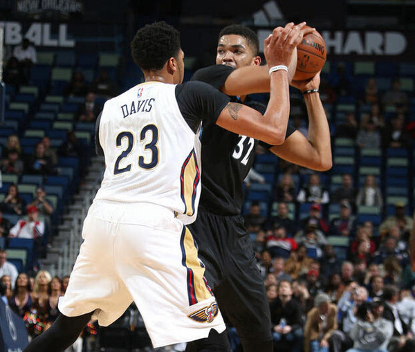  戈贝尔两双护框制胜，森林狼力克掘金抢占卡位战