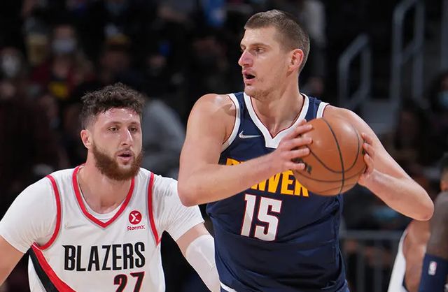  约基奇准三双掘金加时险胜森林狼